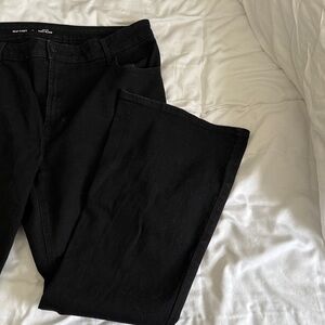 Old Navy WOW Flare Jeans